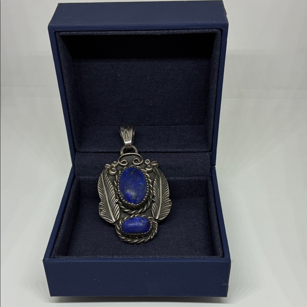 Egyptian looking .925 Sterling Silver and Lapis Lazuli Pendant